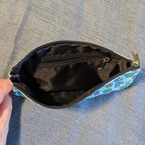 2-Pack Zippered Cosmetics Bags - Picture 3 of 5